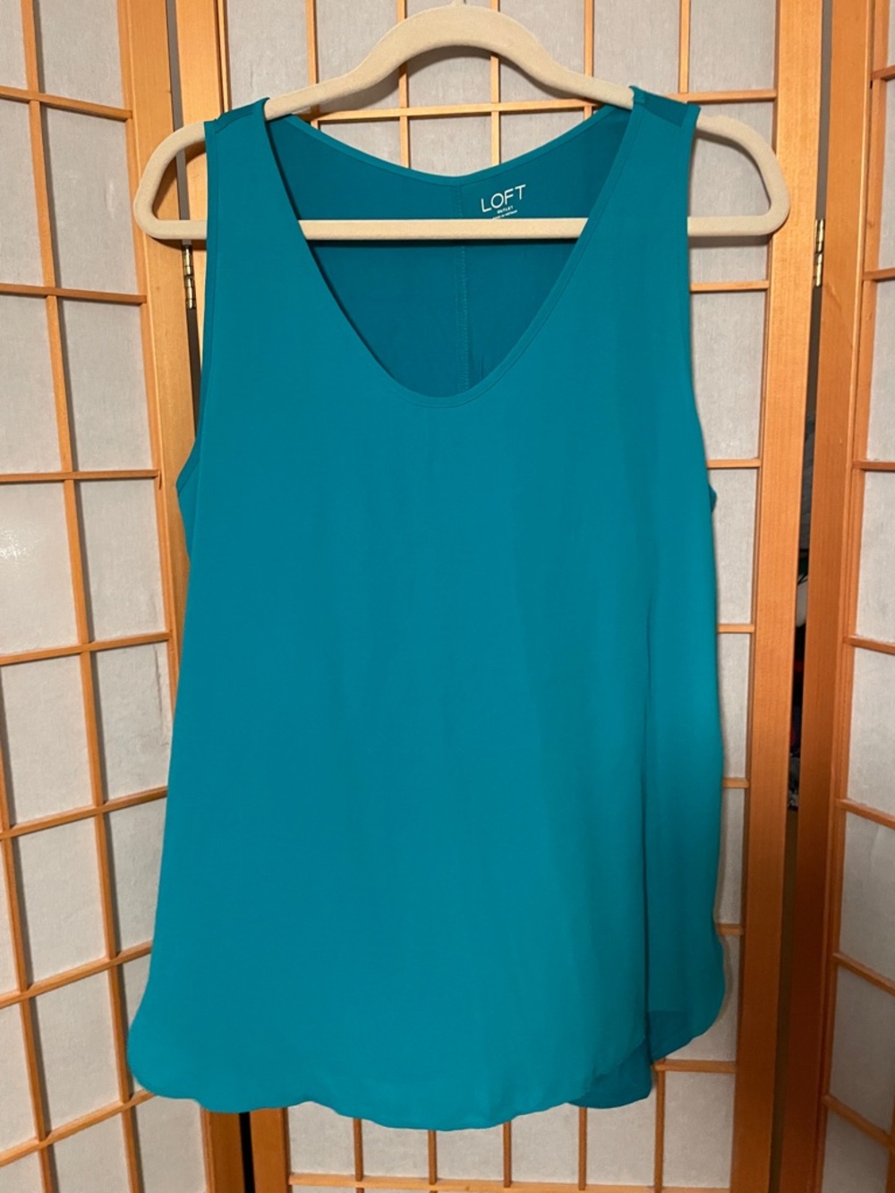 LOFT Outlet Teal V-Neck Sleeveless Flowy Mixed Media Tank Top Size L - Picture 8 of 8